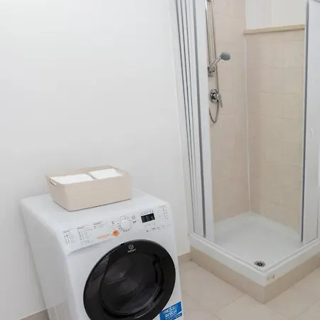 Casa Magenta Centro Citta * 切里尼奥拉